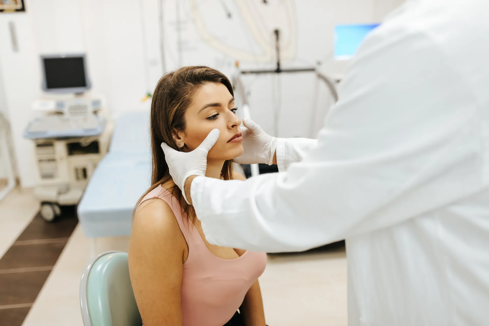 Diagnostic ultrasound at Metro Pain Centers